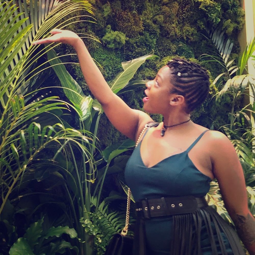 Meet your Posher, Brenda